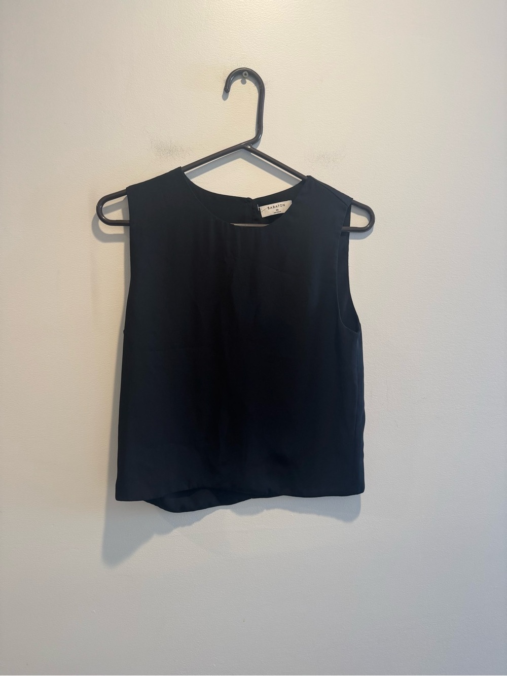 Aritzia Babaton Black Sleeveless Top